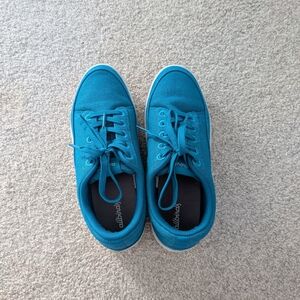 Allbirds Teal Blue Canvas Pacers, Size 7